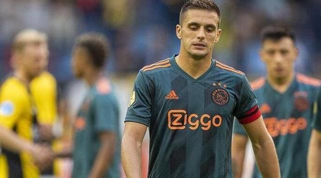 他在禁区内 他在禁区内